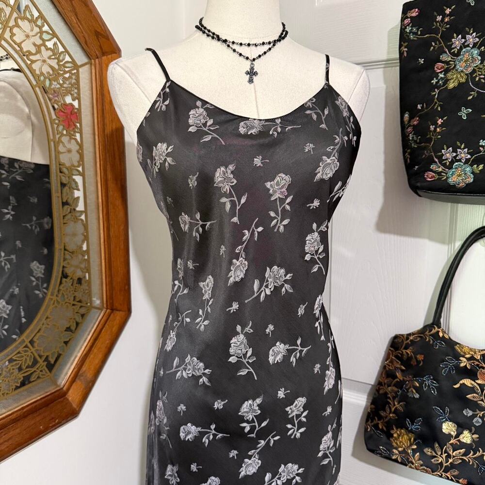 VTG Y2K Delicate Treasures Grey / Silver Floral Romantic Dark Feminine Maxi Slip - Picture 2 of 8